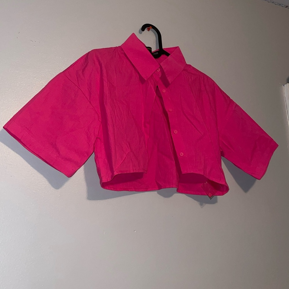 Cropped Pink Top .